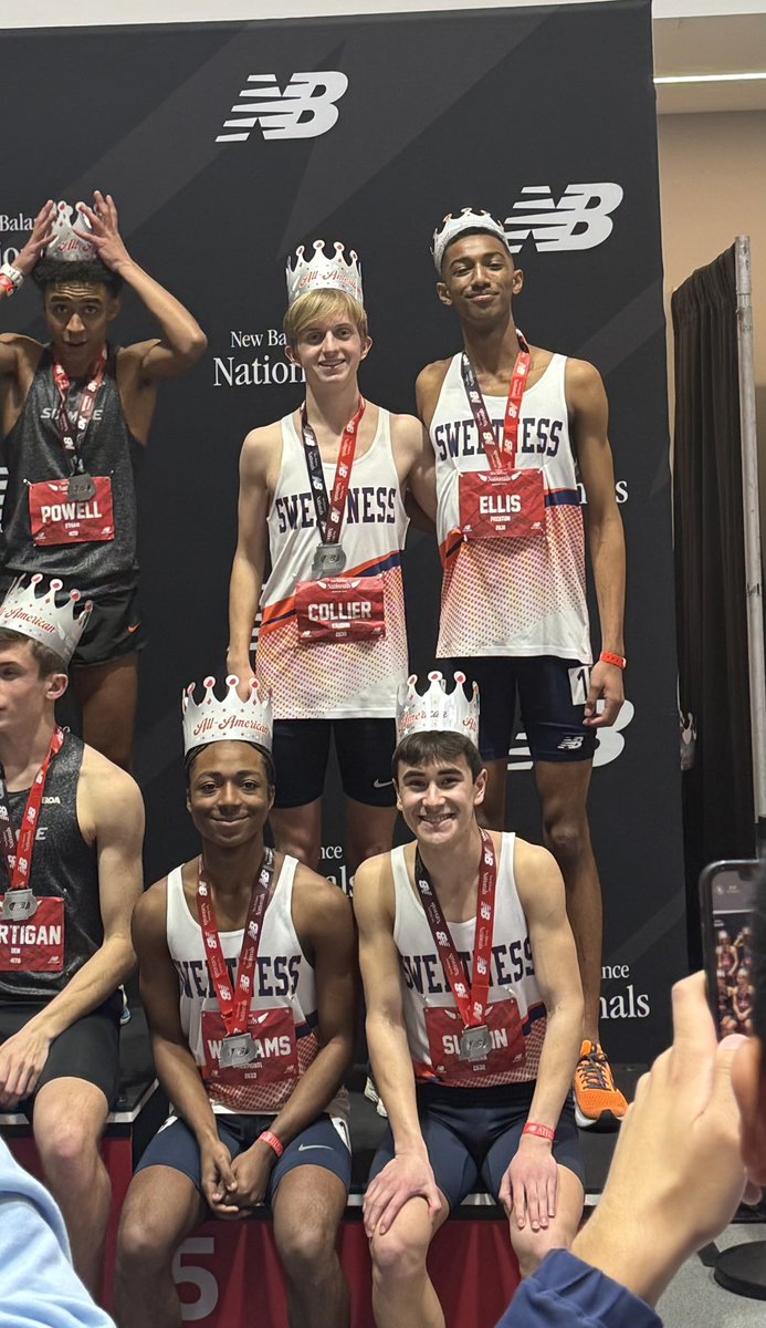 MSHeartland_'s tweet photo. Shout out to Chicago Payton against all odds against them, win section 4 of 6 I’m the 4x800 relay!! They take 5th overall ➡️ 7:43.52 = IL#2/US#6 “This is not a game!” https://t.co/1pIFIE8fYx