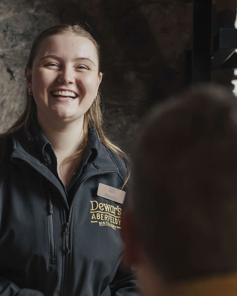 Planning a trip to Scotland? Make sure Dewar’s Aberfeldy Distillery is on your list! Discover our rich heritage and the secrets behind our award-winning whiskies. Visit our website and start planning your trip – bit.ly/4blQgJz

#Whisky #HomeOfDewars #Scotland #Aberfeldy