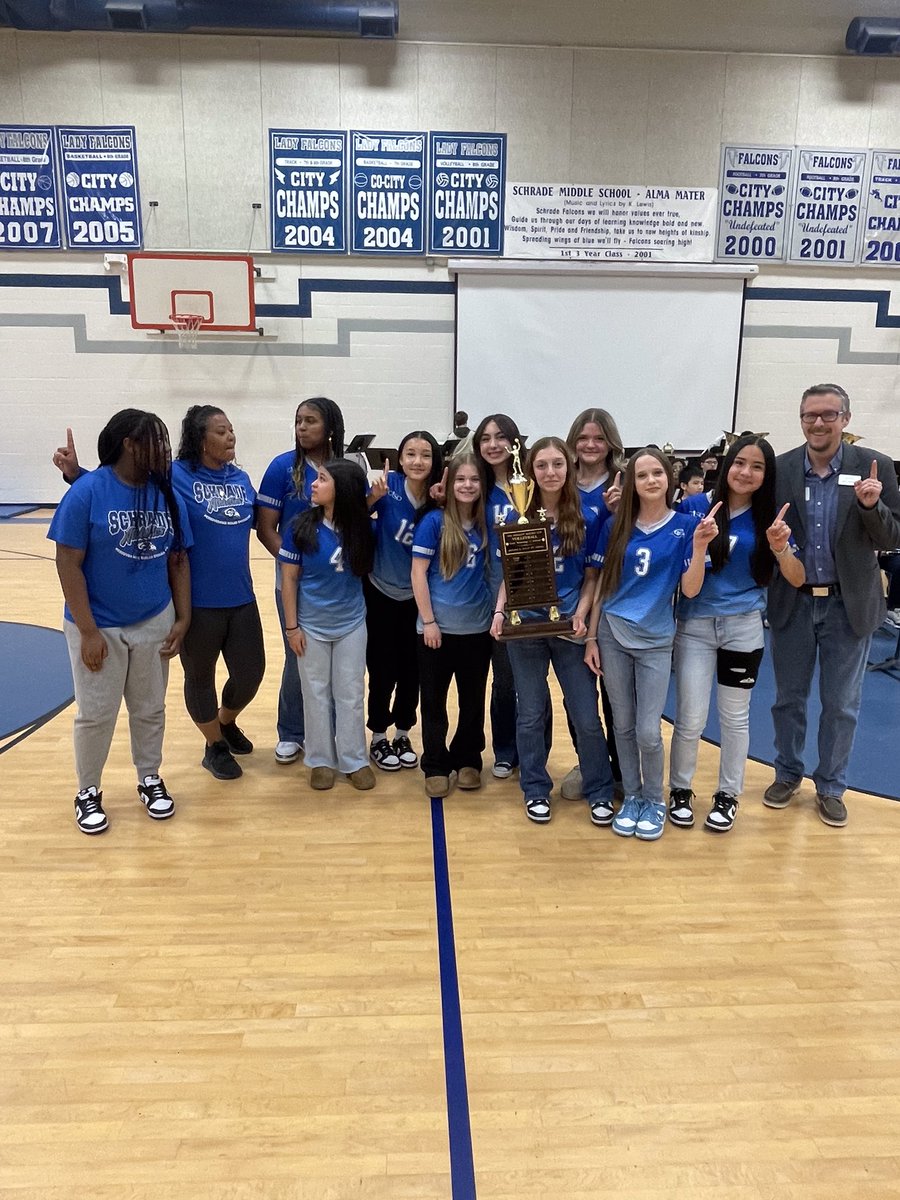 Official Rowlett HS Lady Eagles Volleyball 🦅🏐 tweet media