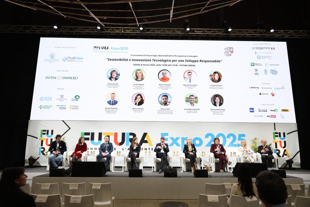 e_School_2_0's tweet photo. At Futura Expo there was an interesting talk on the role of #AI in the management of #SpecificLearningDisorders. #Technology can open new perspectives for #Children in difficulty.
#WomenAndTech
@DuiLinda https://t.co/oagFwP4x2v