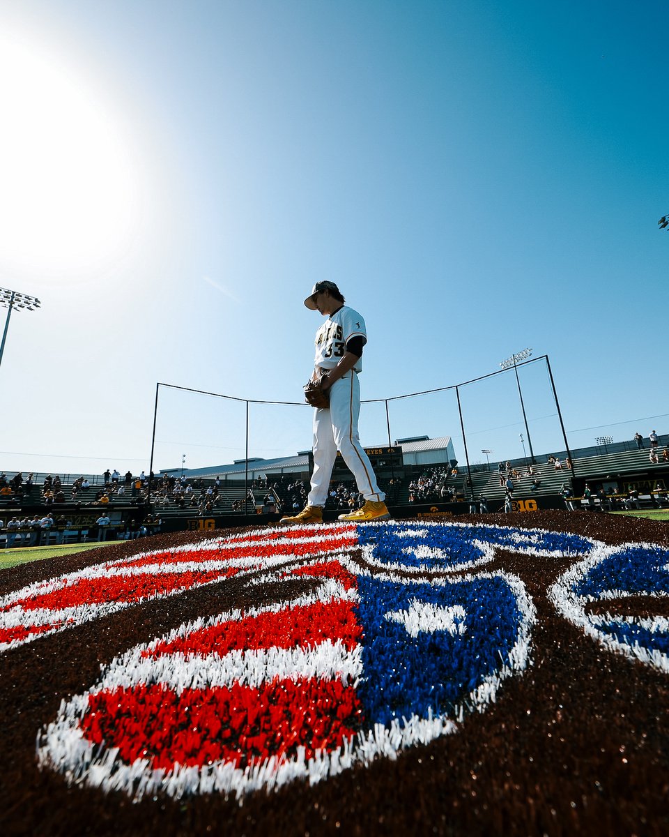 Obi bump day 😤 

#Hawkeyes