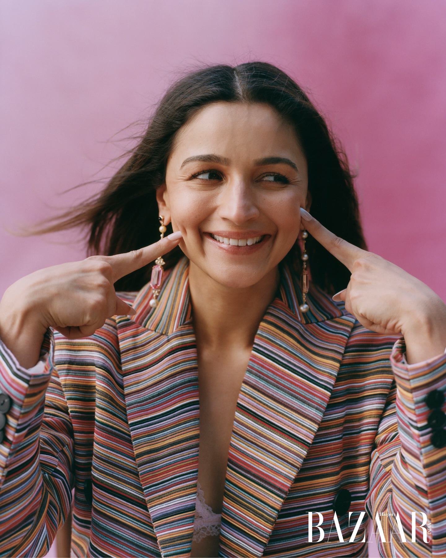 GmBE_4nbUAElUAK?format=jpg&name=large