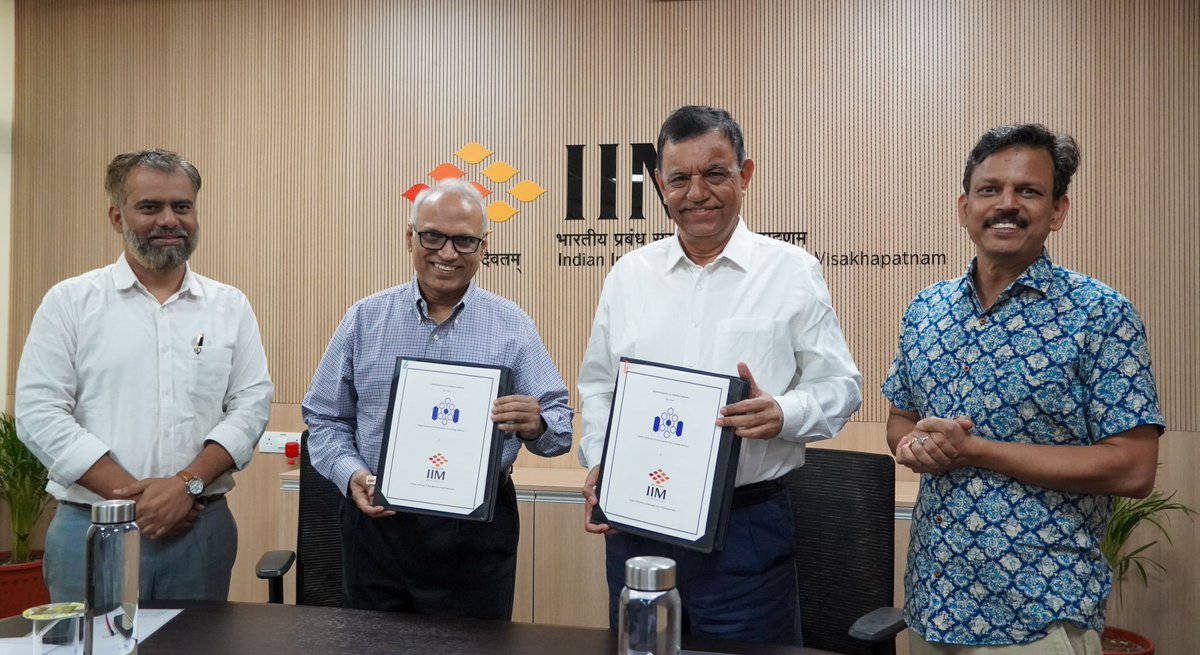 IIIT Raichur x IIM Visakhapatnam 🤝

IIITR &amp; IIMV partner for PGPMCI, a modular MBA bridging tech &amp; management. Open to BTech/MTech students, launching in August under NEP 2020.

🔗 iimv.ac.in/pgpmci

#IIITRaichur #IIMVisakhapatnam #PGPMCI #MBA #Leadership #Innovation
