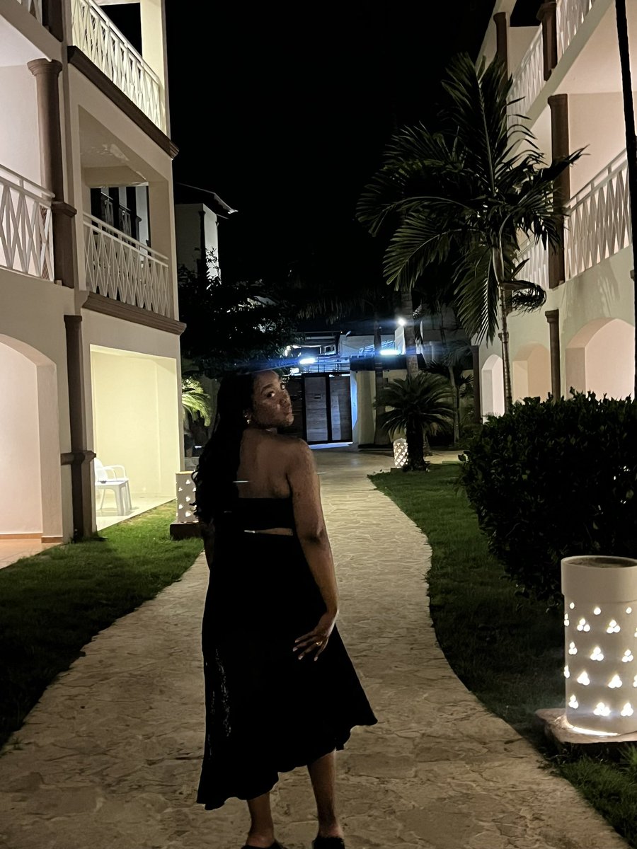 julesmartinez_'s tweet photo. 🗣️🗣️MY BITCH SO BAD SHE CAN’T EVEN GO OUTSIDE🗣️🗣️MY BITCH SO BAD SHE CAN’T EVEN GO ONLINE🗣️🗣️
#IAMTHEMUSIC #PISCESQUEEN https://t.co/vzqtQVEZyN