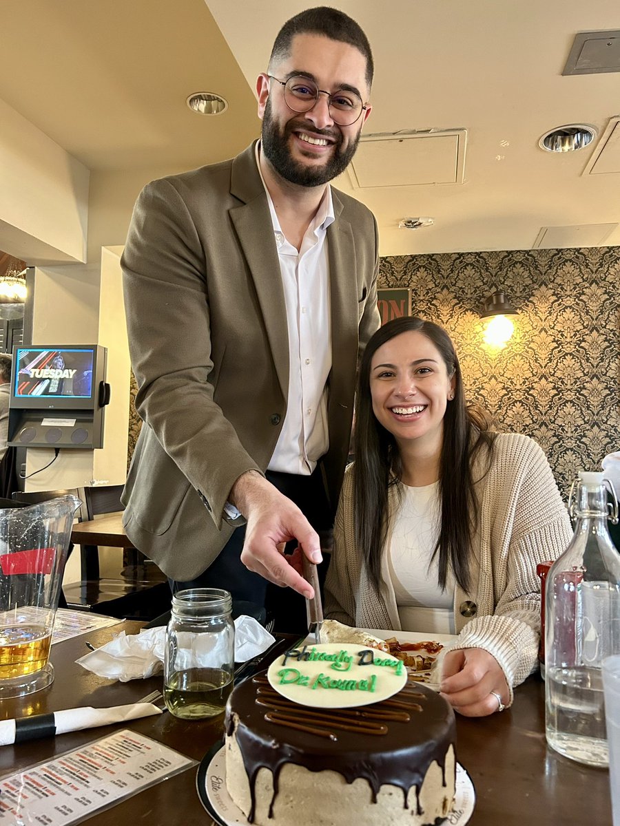 michaeljkamal's tweet image. PhD defended and wrapped up! Couldn’t have asked for a better end to this (long) journey! Some of the people who made all this possible:
@macgparise @mackinprof @KevinMurachPhD @mikhaiai @xhutid @steph_mattina and the twitter-less others - thank you