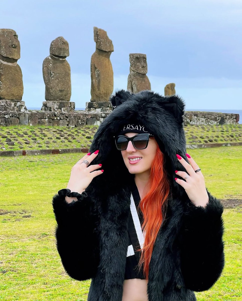 Would a panther book a round-trip ticket? Asking for a friend… 😝🛸

📸 <a href="/dideardarling/">Diana</a> 
🐾 #SpiritHoods to be Featured
Shop 25% - 60% Off ALL #FauxFur Coats, Hoods, Bucket Hats &amp; Beanies 
🖤 SpiritHoods.com