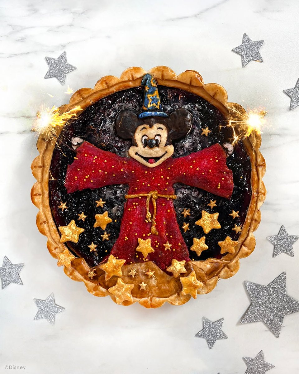 DrewDisneyDude's tweet photo. Happy Pi Day! Walt Disney World shared photos of custom-made pies featuring Fantasmic!, Haunted Mansion, Kilimanjaro Safaris, and EPCOT to celebrate. These are incredible. 🥧 https://t.co/it8kHjnXht
