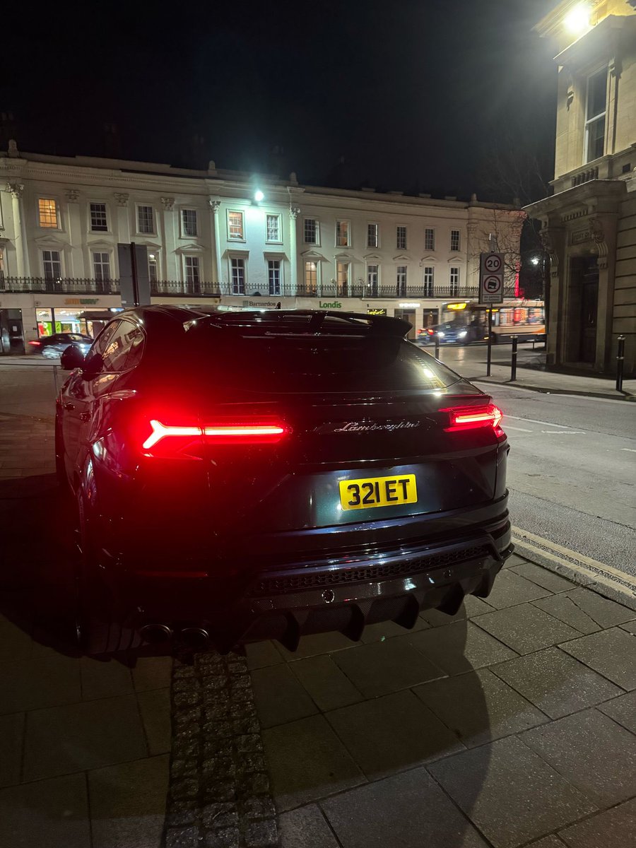 PerfectReg's tweet image. Recently our good client Ethan T contacted us to find him a very specific registration, 321 ET.

Here it is now assigned to his @Lamborghini Urus! 🔥👌

If you want your Perfect Reg then contact us today!

#321ET #perfectreg #privateplate #privatereg #Lamborghini #Urus #Lambo