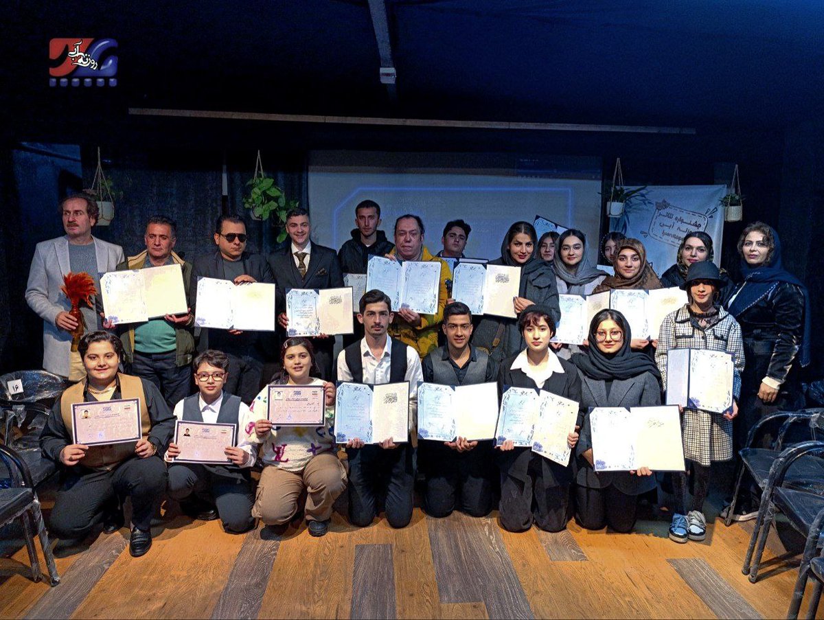 جشنواره تئاتر روزنه آبی در آموزشگاه آزاد درجه یک هنرهای نمایشی روزنه آبی شهرستان صومعه‌سرا، عربان صیقلان بعد از کوچه ساجدی