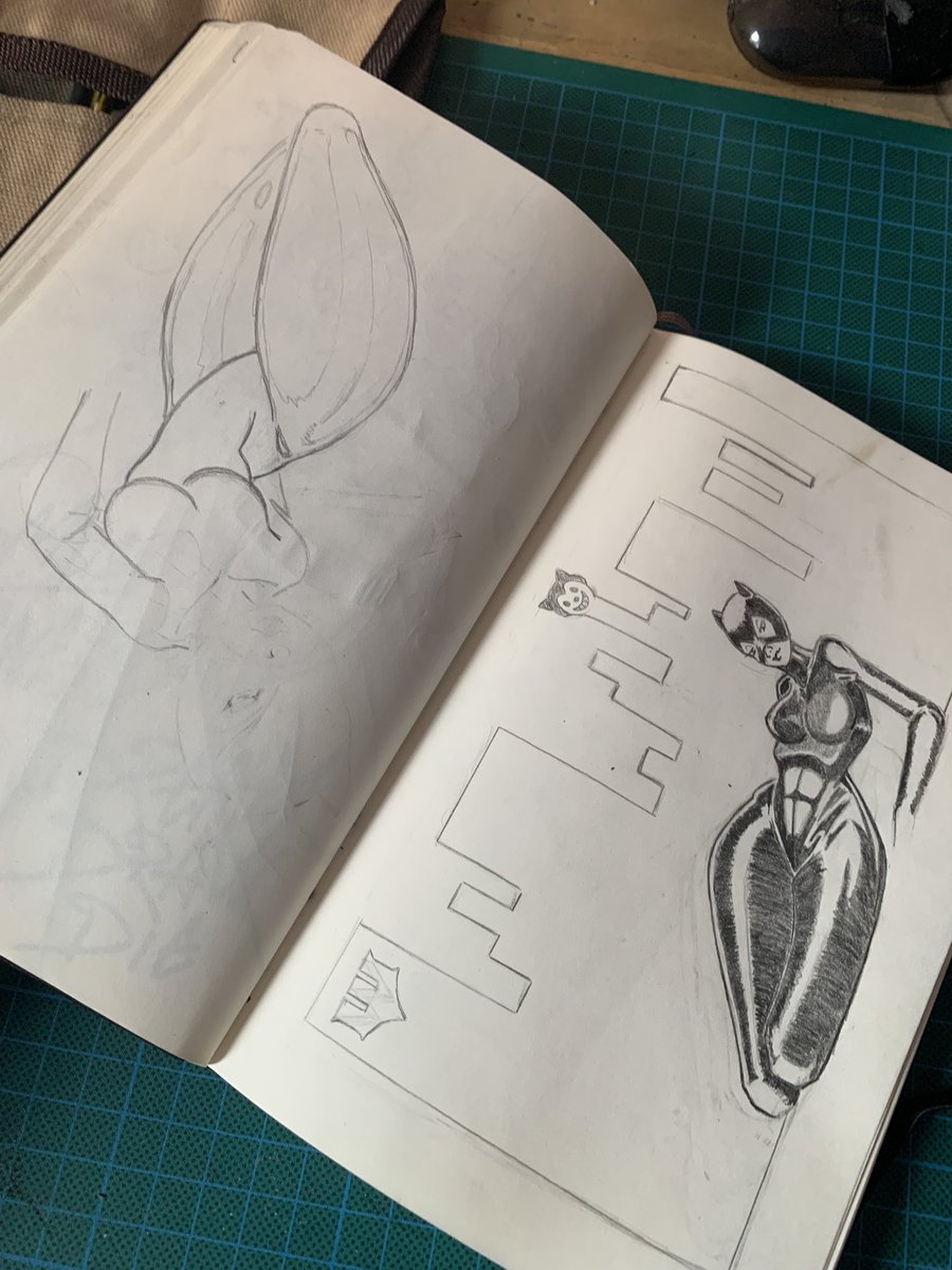 ViewtifulMAD's tweet photo. Je post rarement mais à tous les artistes, peu importe votre niveau. Vous avez des persos nemesis ? Genre vous n’arrivez jamais à les dessiner convenablement. 
Moi c’est catwoman, j’essaye j’essaye, rien à faire je suis jamais satisfait🤣🤣

#artist #dessin #artwork #fanart #art https://t.co/9kKIhCgtZh
