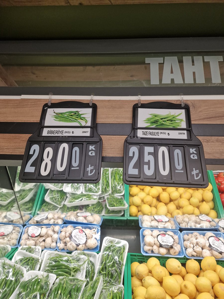 #UyumadanÖnce
#TIPBAYRAMI 
#pahalılık
#ZamGeldi 
#Ramazan
Bir de Ramazan ayı ve müslüman bir ülkede zam üstüne zam yapılırmı, ayıptır yaa ne yesin millet???