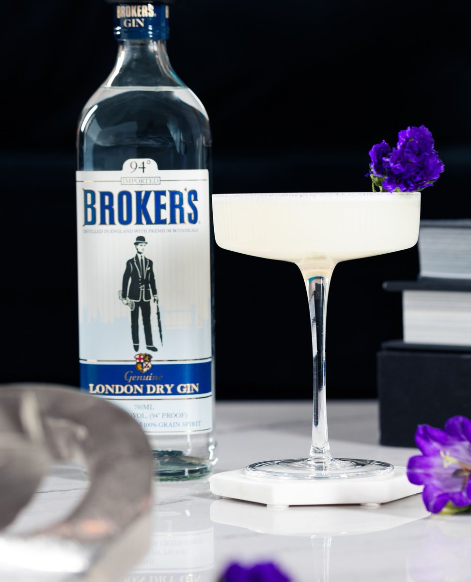 Shake things up with a cocktail that's pretty as a picture! 🪻⁠
⁠
Broker's Elderflower Gin Sour⁠
2 oz Broker’s London Dry Gin⁠
1 oz Elderflower Liqueur ⁠
½ oz Simple Syrup ⁠
½ oz Egg white