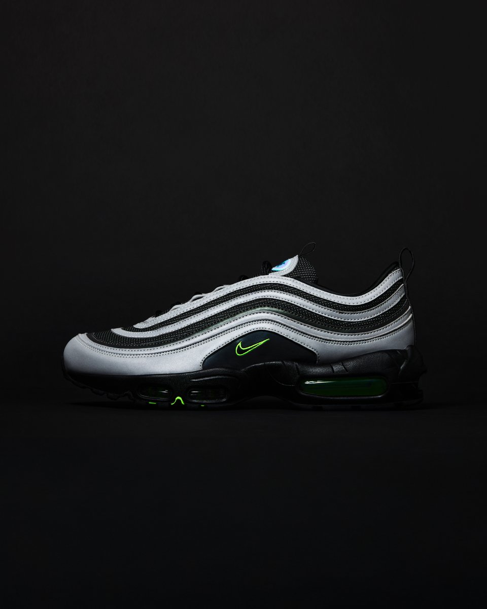 Flight Club tweet media