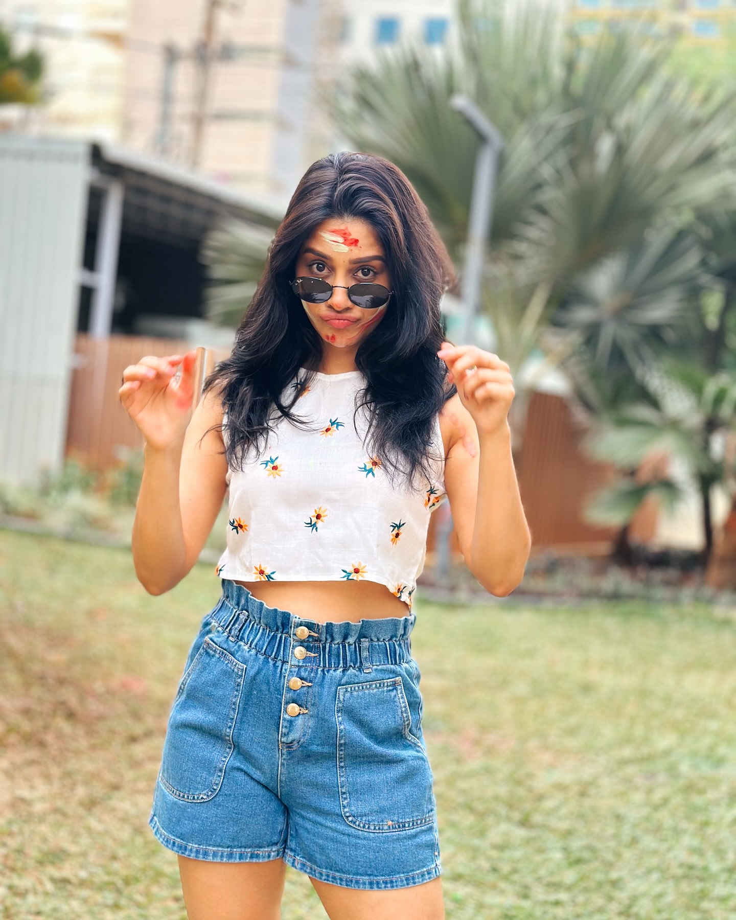 GmBK-83a4AAk3iy?format=jpg&name=large