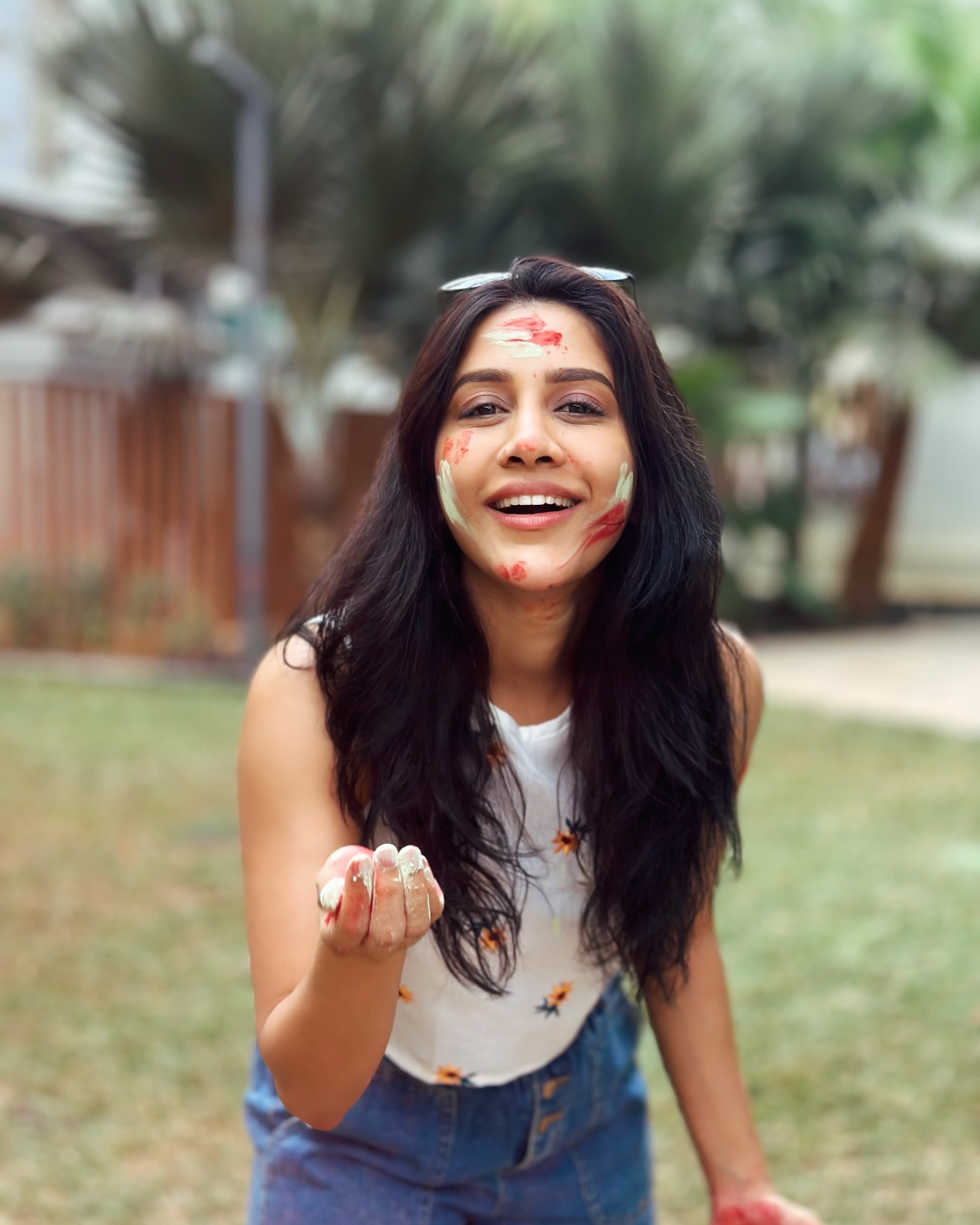 GmBK9qCbcAEidCm?format=jpg&name=large