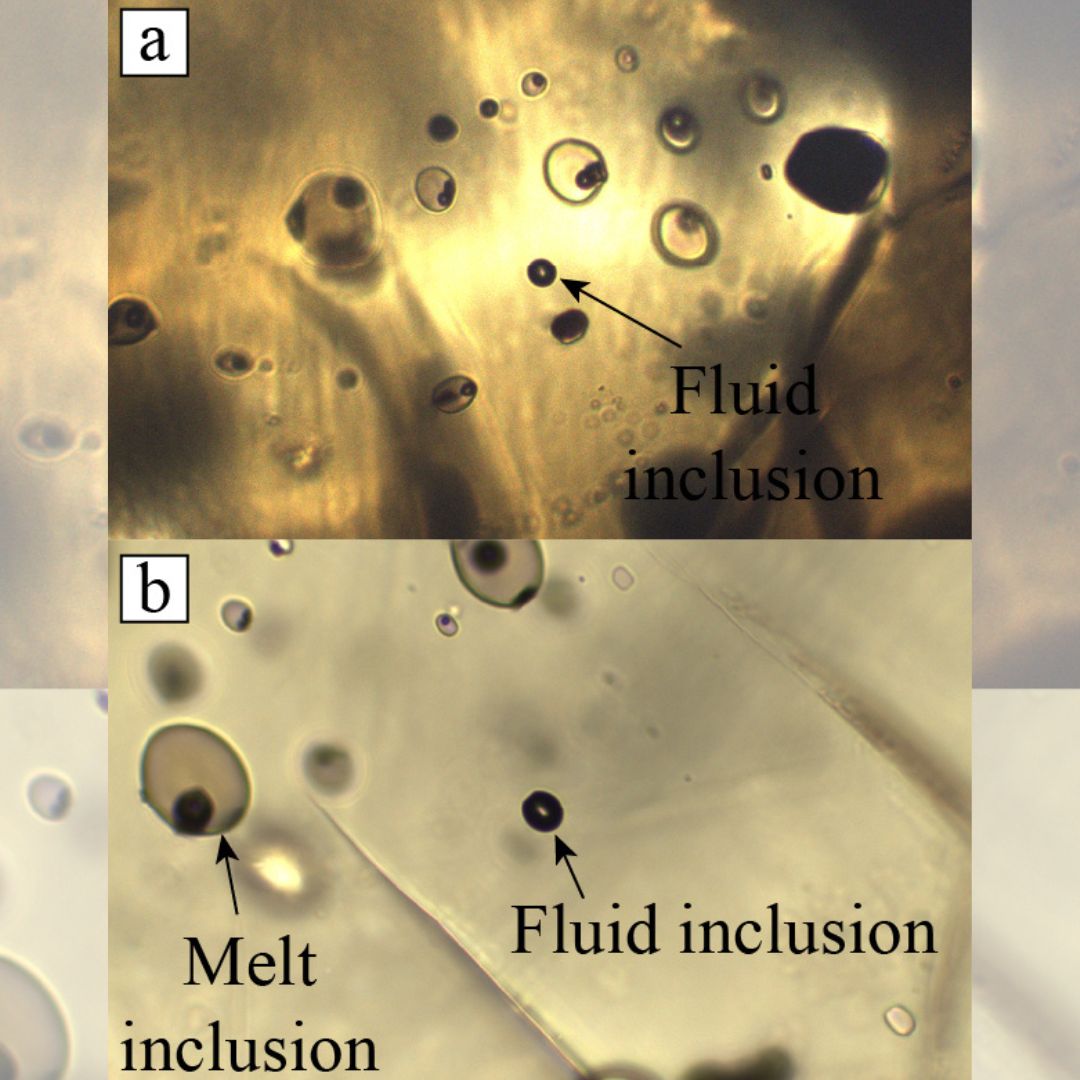 USGSVolcanoes's tweet image. As magma rises, pressure drops, gas bubbles form &amp;amp; gas can become trapped in growing crystals. By measuring gas densities, scientists can determine the depth where gas became trapped and hence the depth of magma storage before an eruption. #VolcanoWatch
usgs.gov/observatories/…