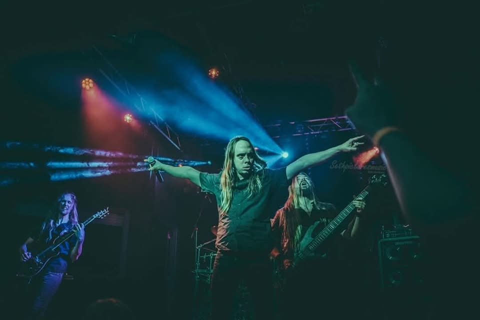 Anchillys's tweet photo. Happy birthday to our vocalist Ben! 🎉 

Come celebrate with us this Saturday at #grafschaftermetalfest ! 🍻

🎟️ https://t.co/quQ8IPYMkS
.
.
.
📷: @SethAbrikoos
#metalhead #metalband #metalfest #metalfestival #concert #metalconcert #metalband #metalmusic https://t.co/lxkYMjpuF3