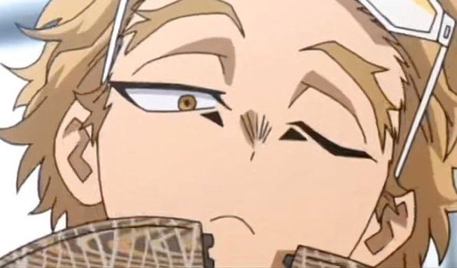 호크스 이 표정 좋아함
코찡긋고양이같애