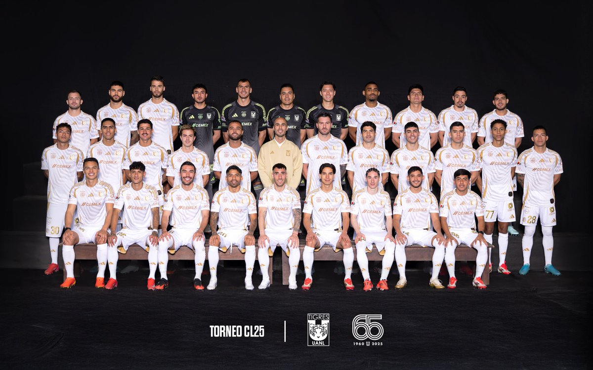 TigresJersey's tweet photo. Desde #FACPYA, San Nicolás de los Garza, para el mundo.

Foto Oficial de @TigresFemenil y @TigresOficial del torneo de @LigaBBVAMX Clausura 2025.

#EstoEsTigres https://t.co/xwvIThlMPR