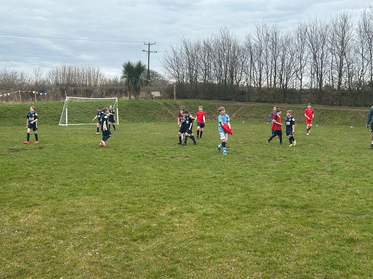 Llangan Primary School tweet media