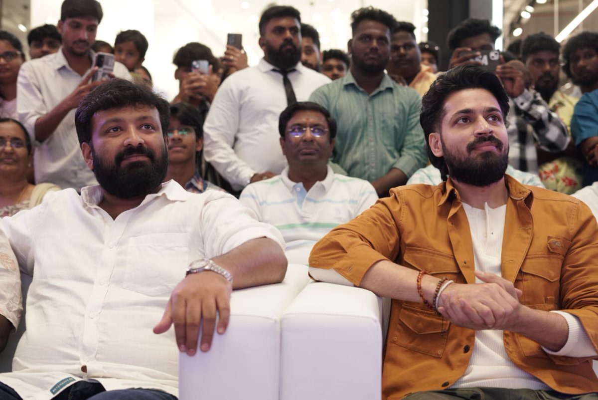 SS Music (@ssmusictweet) on Twitter photo All smiles and musical energy from the #DieselHoliCelebrations at @phoenixmarketcitychennai today ❤️
#Diesel - a @dhibuninanthomas musical, coming soon!
<a href="/iamharishkalyan/">Harish Kalyan</a> @athulyaofficial <a href="/shanmugam/">Shravan</a>._muthusamy @thirdeye_entertainment @markandeyandevarajulu @thespcinema All smiles and musical energy from the #DieselHoliCelebrations at @phoenixmarketcitychennai today ❤️
#Diesel - a @dhibuninanthomas musical, coming soon!
<a href="/iamharishkalyan/">Harish Kalyan</a> @athulyaofficial <a href="/shanmugam/">Shravan</a>._muthusamy @thirdeye_entertainment @markandeyandevarajulu @thespcinema