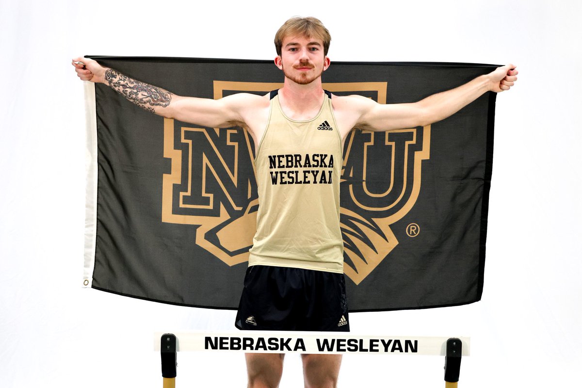 Survive and Advance!

Noah Smith is on to the final!!! Noah runs a lifetime best of 8.04 and places 3rd in his heat and will run in a crazy men’s 60m hurdle final tomorrow! Congrats Noah!

#nwutf #pwolfnation