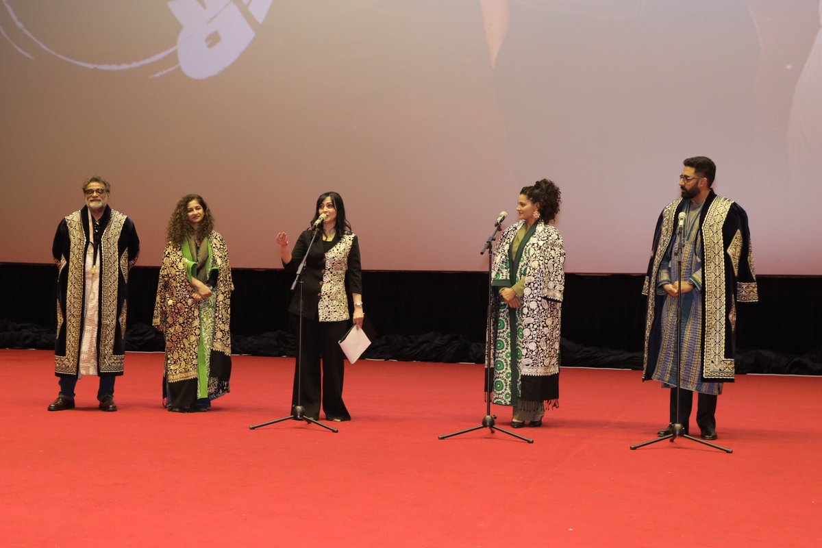 India in Uzbekistan (@amb_tashkent) on Twitter photo A large audience enjoyed the screening of Ghoomer at #IndianFilmFestival2025, attended by <a href="/juniorbachchan/">Abhishek ππππ‘ππ‘ππ§</a>, <a href="/SaiyamiKher/">Saiyami Kher</a>, Mr. R. Balki & Ms. Gauri Shinde. The event also featured a captivating cultural performance on Ghoomer song by artists of <a href="/iccr_tashkent/">ICCR in Uzbekistan</a>. #SashaktNari A large audience enjoyed the screening of Ghoomer at #IndianFilmFestival2025, attended by <a href="/juniorbachchan/">Abhishek ππππ‘ππ‘ππ§</a>, <a href="/SaiyamiKher/">Saiyami Kher</a>, Mr. R. Balki & Ms. Gauri Shinde. The event also featured a captivating cultural performance on Ghoomer song by artists of <a href="/iccr_tashkent/">ICCR in Uzbekistan</a>. #SashaktNari