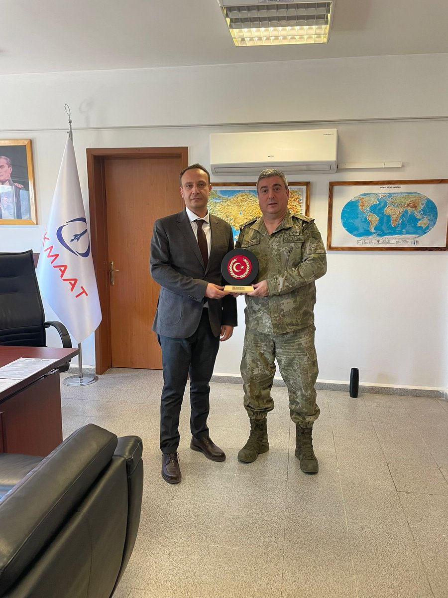 Adalet Sen Genel Başkanı Sayın Niyaz Dülger ve beraberindeki heyet, TSK Mühimmat Komutanlığı’nı ziyaret etmiştir.

Ziyaret kapsamında, Mühimmat Komutanı Tuğgeneral Mehmet Ali Durmuş, TSK Mühimmat Ayırma ve Ayıklama Tesisi Müdürü Mühimmat Albay Mustafa Uz Aksom ve TSK Mühimmat