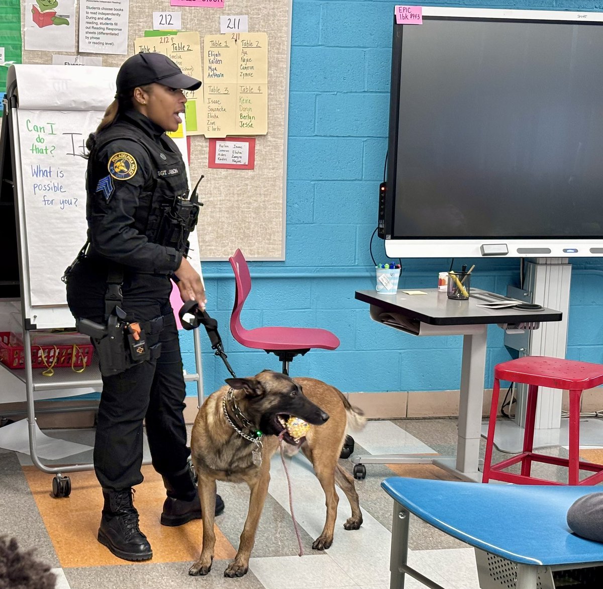 PPDCanineUnit's tweet image. Today @PhillyPolice Sgt Johnson, K9 Red, Ofc Morrow and K9 Kai got to attend career day at Elwood Elementary School. Needless to say the young scholars were excited to hear about K9 duties and interact with our 🐾 🐕 @ppd35dist @PHLschools