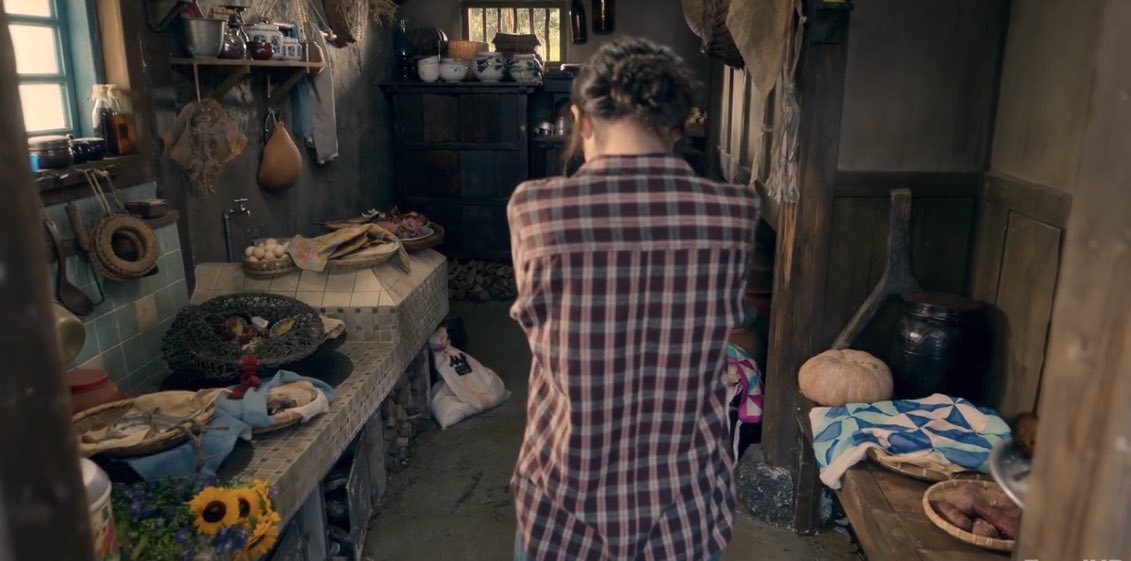 The way women love, support, and show up for each other in this story is everything 🥰❤️
#WhenLifeGivesYouTangerines