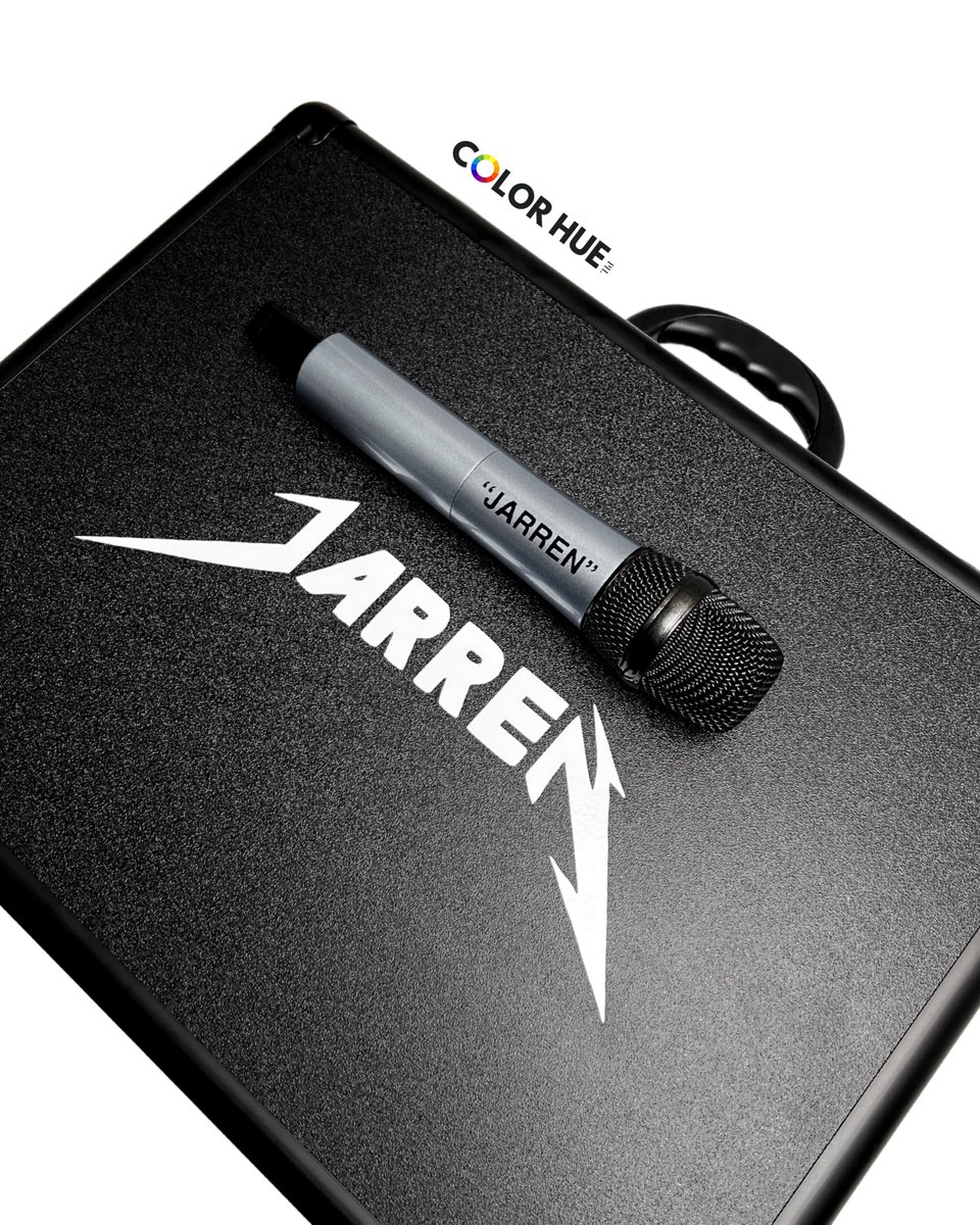 ColorHuePH's tweet photo. Custom glittery silver & black Sennheiser EWD 835 for Jarren Garcia! 🩶🖤✨ A fan project by @jarrenserens custom made by @colorhueph 🤘🏻 For inquiries, fan projects & sponsorship send us a DM! 📧 #colorhueph #jarrengarcia #sennheiser #ewd #custommic #custommicrophone #locallymade https://t.co/K7cCBY4mKG