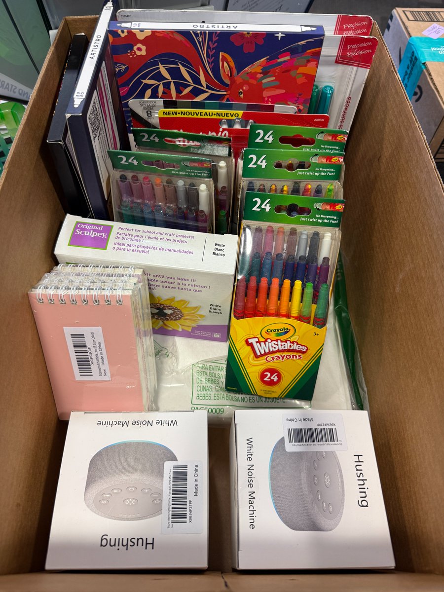 RSHSLibrary's tweet image. A huge thank you to everyone who donated to the RSHS Library&apos;s collection drive for Annie&apos;s Hope!