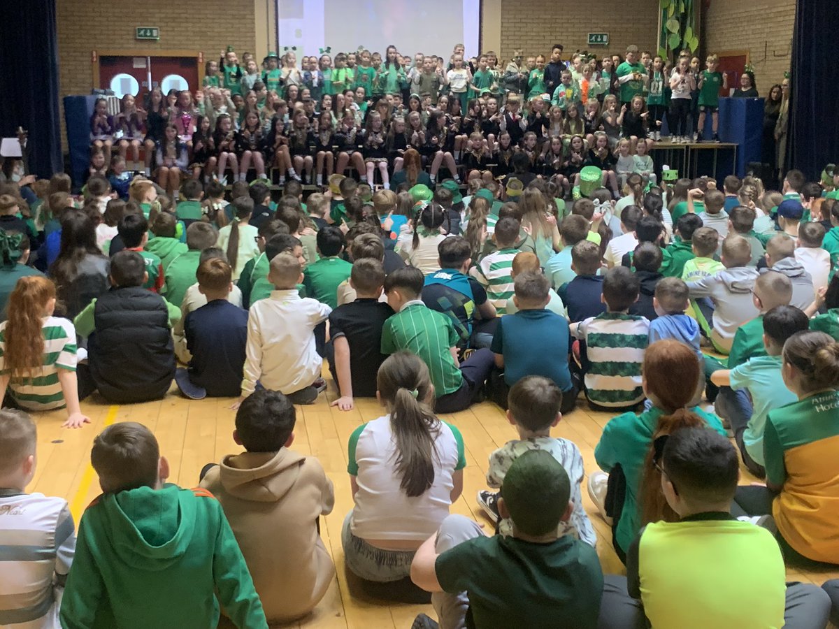 ctrps1's tweet image. 🌈 CTR had an amazing day celebrating St. Patrick's Day in style with a variety of vibrant greens! The day began with a spectacular assembly, setting the tone for a fun-filled celebration of all things Irish! 🍀 #StPatricksDay #GreenSpirit #Festivities