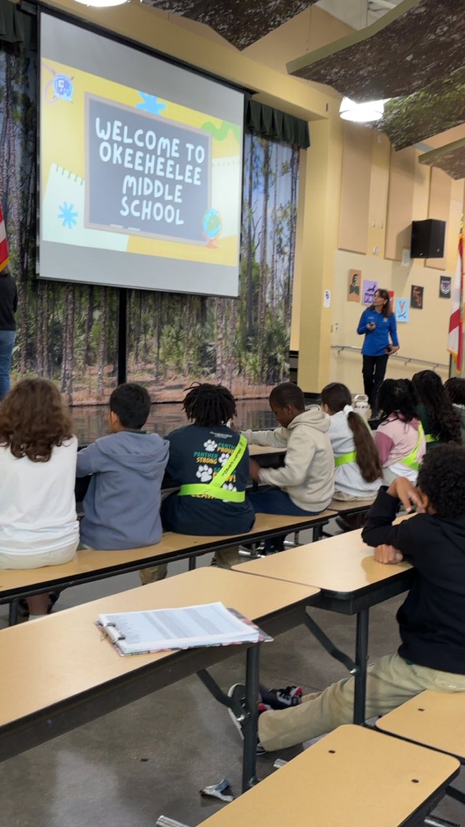 Villalobos (@bevillalobos79) on Twitter photo Thank you to <a href="/okeeheeleems/">Okeeheelee Middle School</a> for coming by for the incoming 6th graders! <a href="/PineJogES/">Pine Jog Elementary</a> Thank you to <a href="/okeeheeleems/">Okeeheelee Middle School</a> for coming by for the incoming 6th graders! <a href="/PineJogES/">Pine Jog Elementary</a>