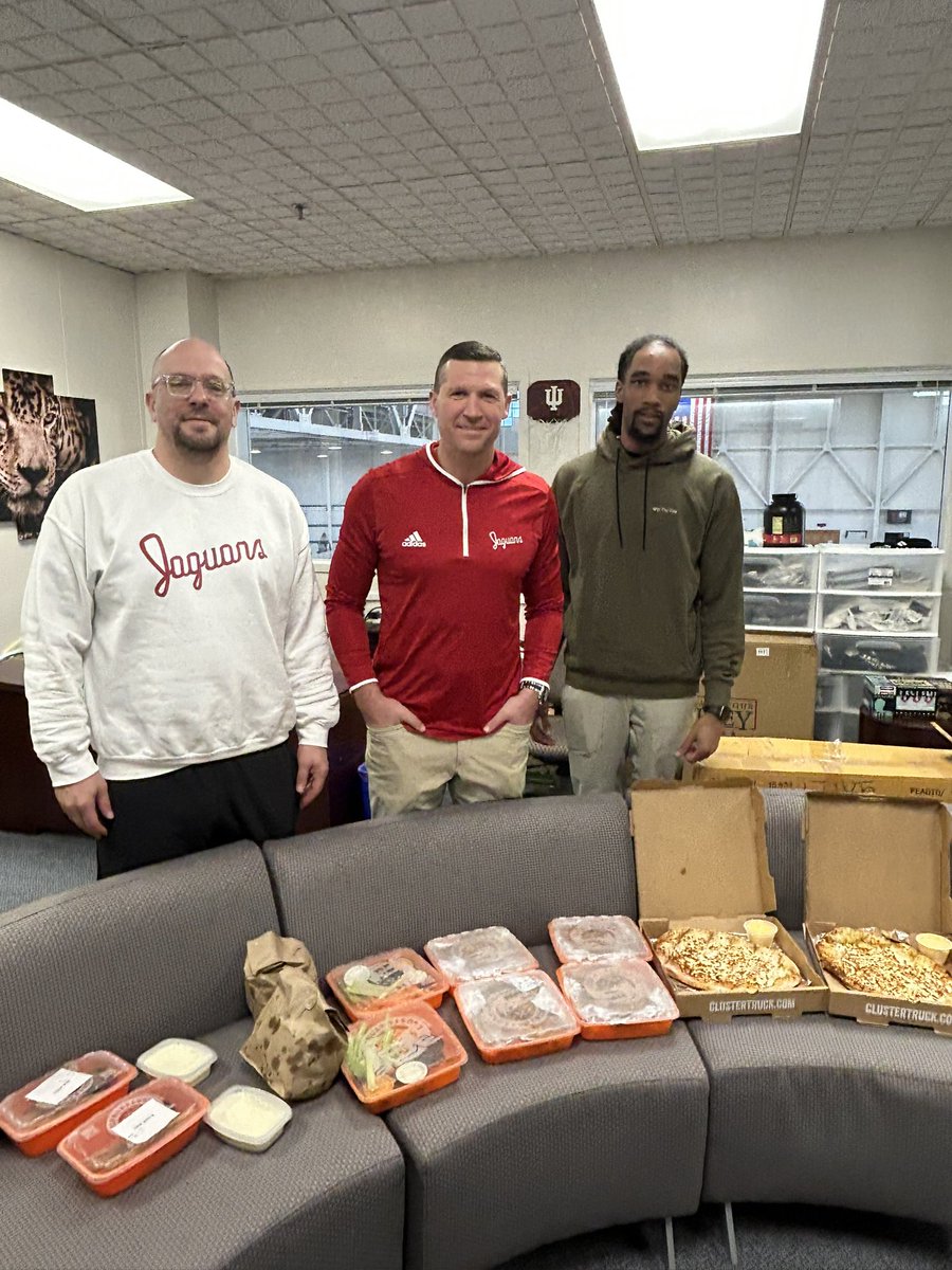 Paul Corsaro (@coachcorsaro) on Twitter photo Our staff supporting <a href="/keenan_garner13/">Keenan Garner</a> today with a couple lunch orders of the #DunkFest from <a href="/clustertruck/">ClusterTruck</a>! Our staff supporting <a href="/keenan_garner13/">Keenan Garner</a> today with a couple lunch orders of the #DunkFest from <a href="/clustertruck/">ClusterTruck</a>!
