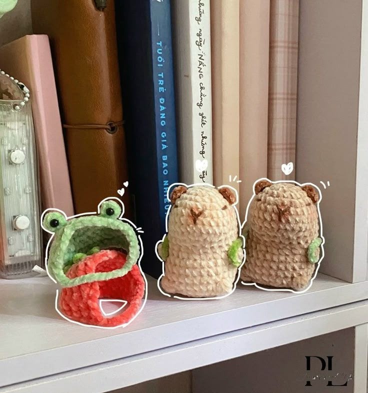 selamm, içinizden bir kişiye bu capybara anahtarlıklardan yapıp yediye etmek istiyorum. 💗😭😭

yapmanız gerekenler:
- mentiona koyacağım tweet'e rt atıp beğenmek
- bu tweet'e rt atmak, beğenmek ve bir arkadaşınızı etiketlemek

kazananı 28 - 30 mart gibi açıklayacağım. 💗💗