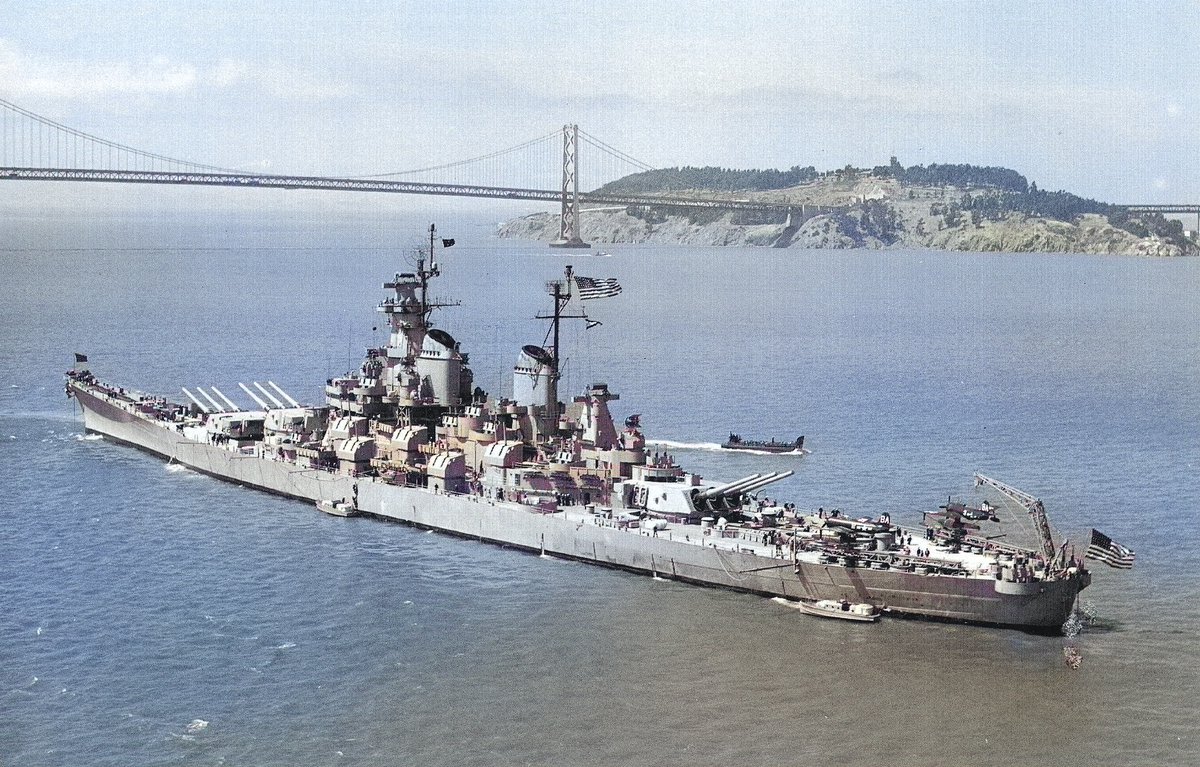 HiddenHistoryYT's tweet image. What&apos;s your favorite American warship from WW2?