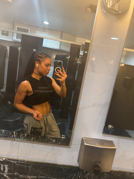 I need men in my gym to stop telling me I have nice muscles cuz I genuinely can&rsquo;t tell if they&rsquo;re being<a href="/tag/brazzersblackfridaysale"class="tags"><span>#brazzersblackfridaysale</span></a>