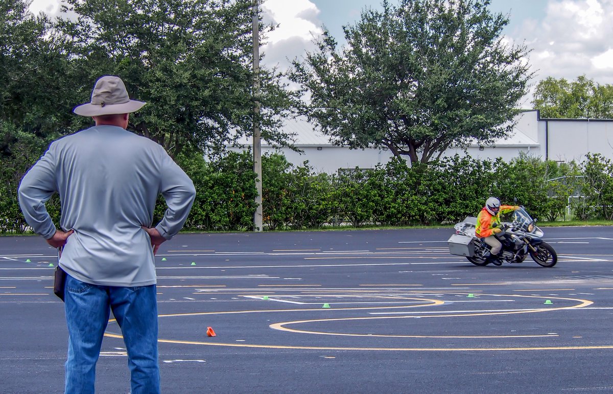 FREE motorcycle safety courses will start soon! Any PA resident with a Class M license or permit can take the classes with our third-party training providers.

Visit our website to find training providers in your area: pa.gov/agencies/dmv/f…