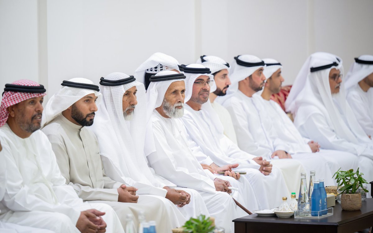 استقبلنا في مجلس مدينة زايد بمنطقة الظفرة، المهنئين بشهر رمضان المبارك، وتبادلنا معهم التهاني والتبريكات، داعين الله أن يجعله شهر خير وبركة على الجميع.
