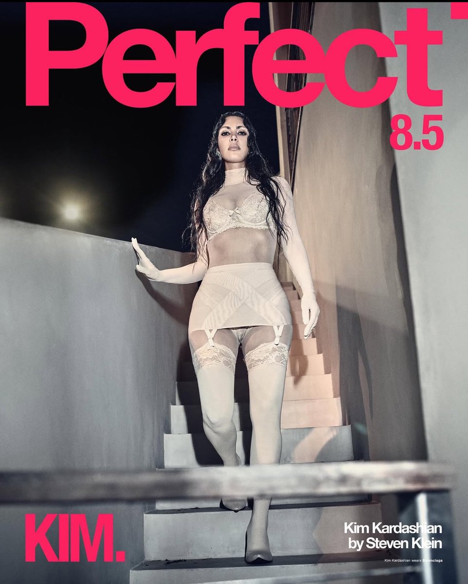 leandek15's tweet image. I just love it when Kim Kardashian does those edgy & out of character magazine covers so much more interesting to me
She pulls it every time