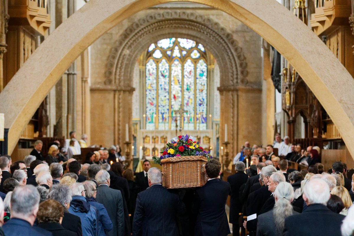 Funeral of former Plaid Cymru leader and the Senedd's first presiding officer, Lord Dafydd Elis-Thomas, at Llandaff Cathedral, Cardiff, Wales, UK #llandaffcathedral #funeral #dafyddellisthomas #politics #politician #plaidcymru #senedd #parliament