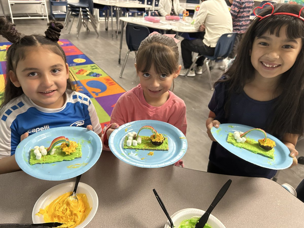 Erica Ortiz tweet media