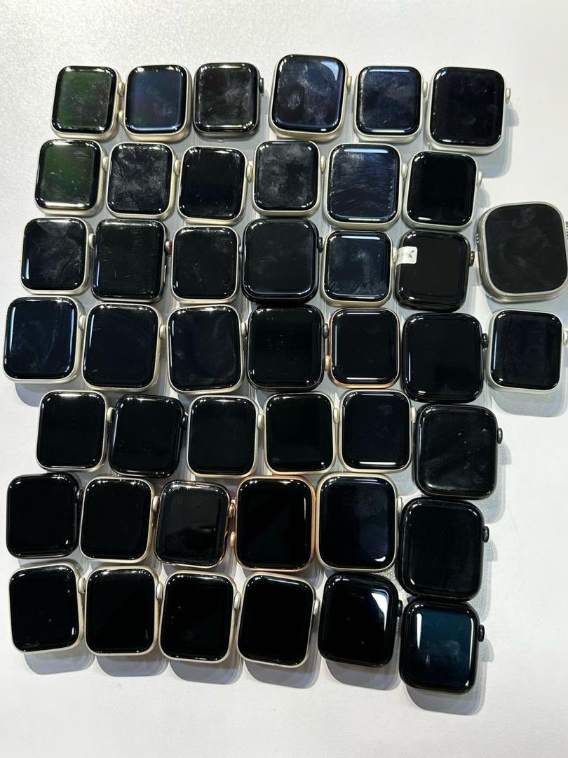 clean used Apple Watches 

🥳🥳

Watch ultra 1 49mm -1.75m
Series 9 45mm - 1.25m
Series 6 44mm - 900,000
Series 6 40mm- 850,000
Series 5 44mm -680,000
Series 5 40mm-630,000
Series SE 2 44mm - 800,000
Series SE 2 40mm- 750,000
Series 8 45mm- 1.1m
Series 8 41mm- 950,000