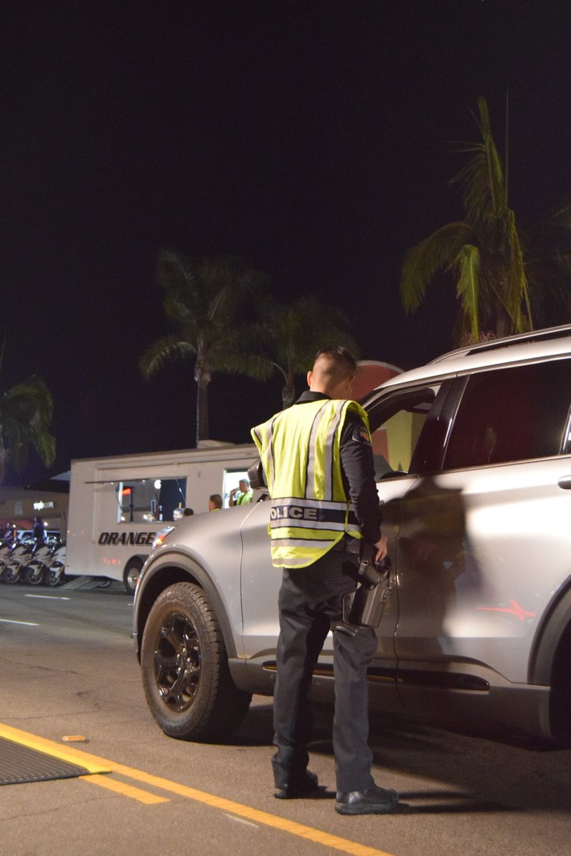 CityOfOrangePD's tweet image. DUI and Driver’s license checkpoint tonight at 1200 E Katella between 7:00 pm and 2:15 am.  Funding for this checkpoint was provided by a grant from @ots_ca through the National Highway Traffic Safety Administration.   #duicheckpoint #drivesafelyca #duidoesntjustmeanbooze