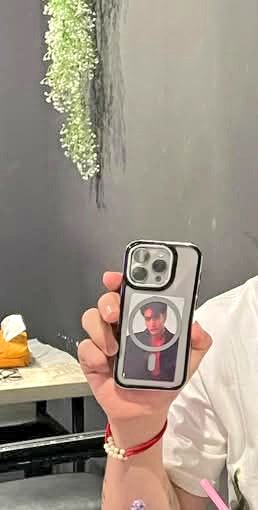 elysia_sofia's tweet image. An artist that we support a lot in our country. His idol is Joong Archen , look. Joong ,it's not just us fans who love you, our beloved idols are always cheering for you. 🤍🇲🇲 @ChenRcj 
#Rian #Khant_Win_Han 
#JoongArchen