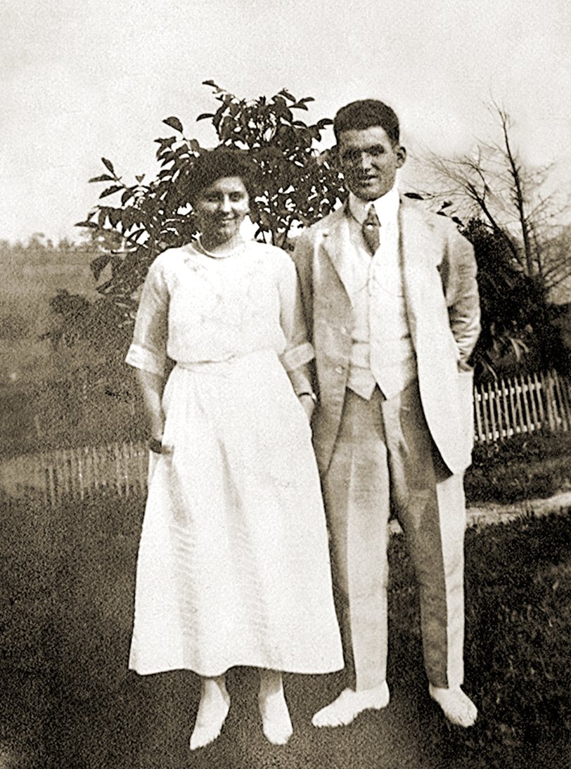 Honoring #WomensHistoryMonth by celebrating Mary Ellen Pyle—the original leading lady behind A. Duie Pyle.

#ADuiePyle #RoadTo100 #TransportationIndustry