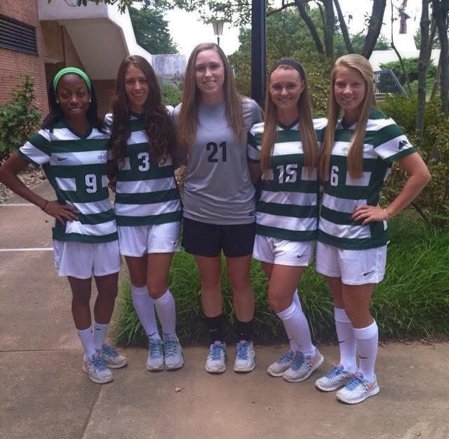 uscuwsocalumni's tweet photo. It is with great sadness that we announce the passing of Hailey Venable, ‘15. Hailey fought a courageous battle with Cholangiocarcinoma Cancer, and was loved by her family, friends, and teammates.

Obituary: https://t.co/IkMcyRiSXb

#SpartanArmy ⚔️ #haileystrong https://t.co/WsZiQQHK99