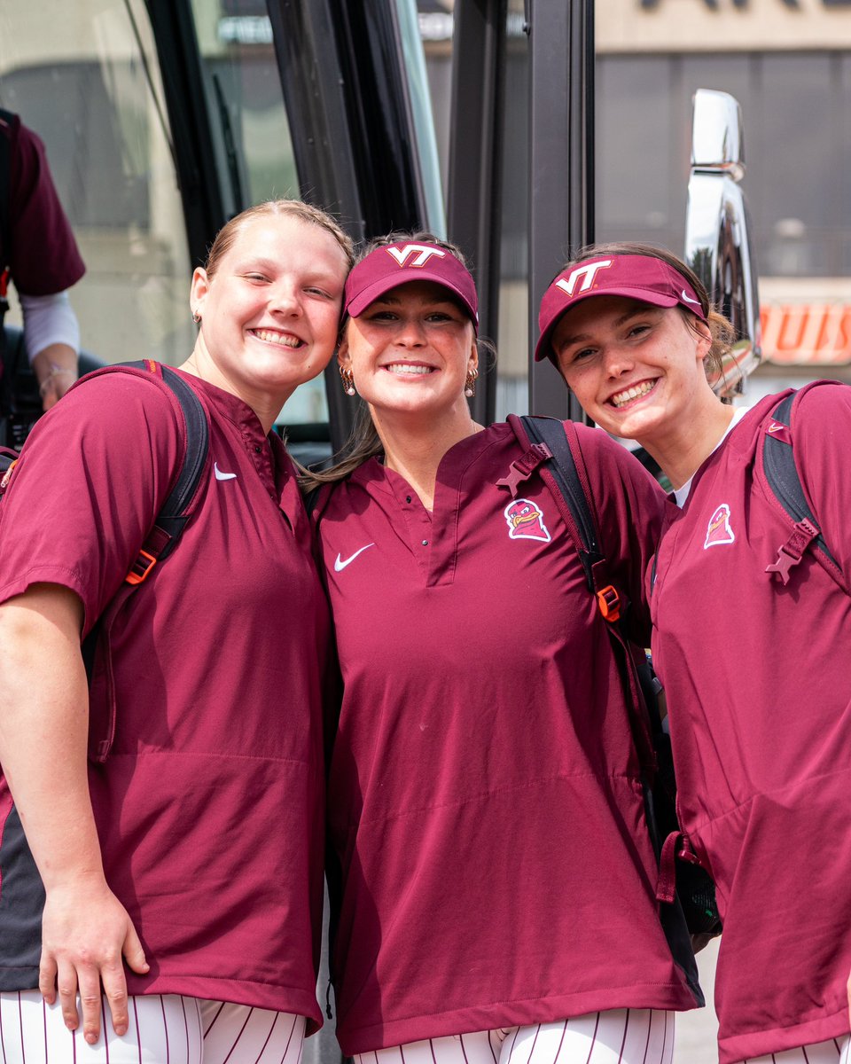 Cheesin’ for gameday 😊

#Hokies🥎