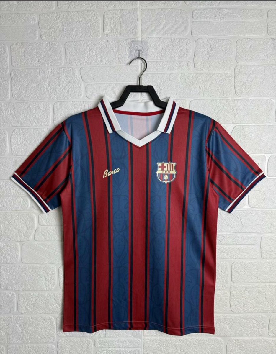 عشاق برشلونة ❤️💙
توفر التيشيرت بالموقع 🔥